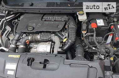 Універсал Peugeot 308 2015 в 