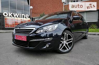 Универсал Peugeot 308 2015 в Львове