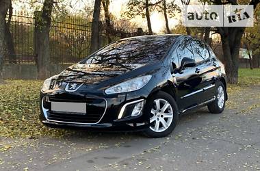 Peugeot 308 2011