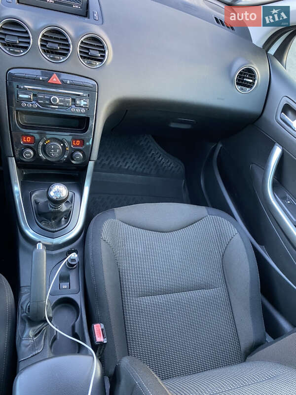 Універсал Peugeot 308 2014 в Києві