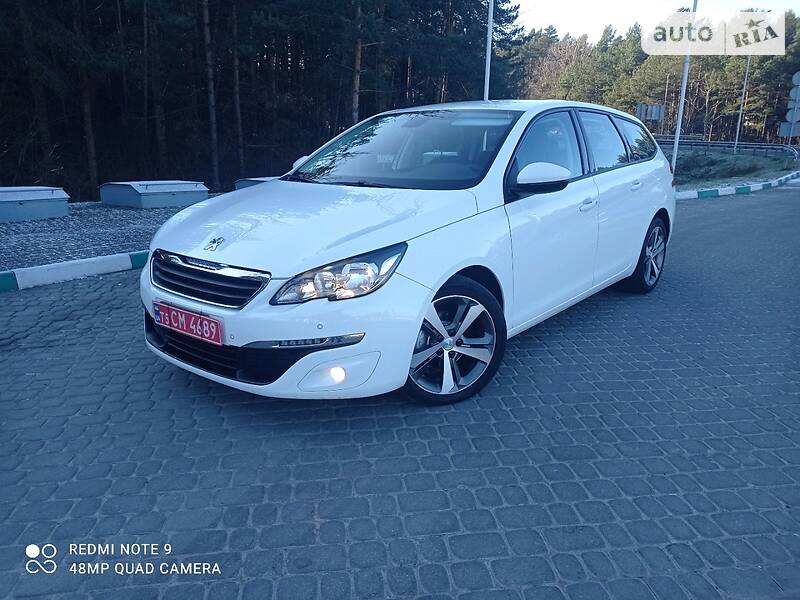 Универсал Peugeot 308 2015 в Бродах