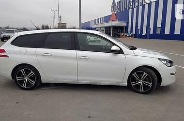 Универсал Peugeot 308 2015 в Дубно