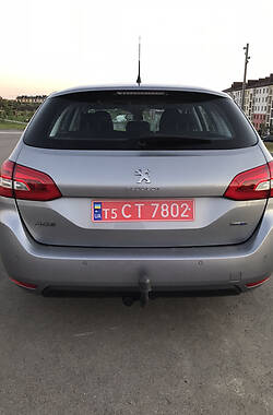 Универсал Peugeot 308 2015 в Ровно