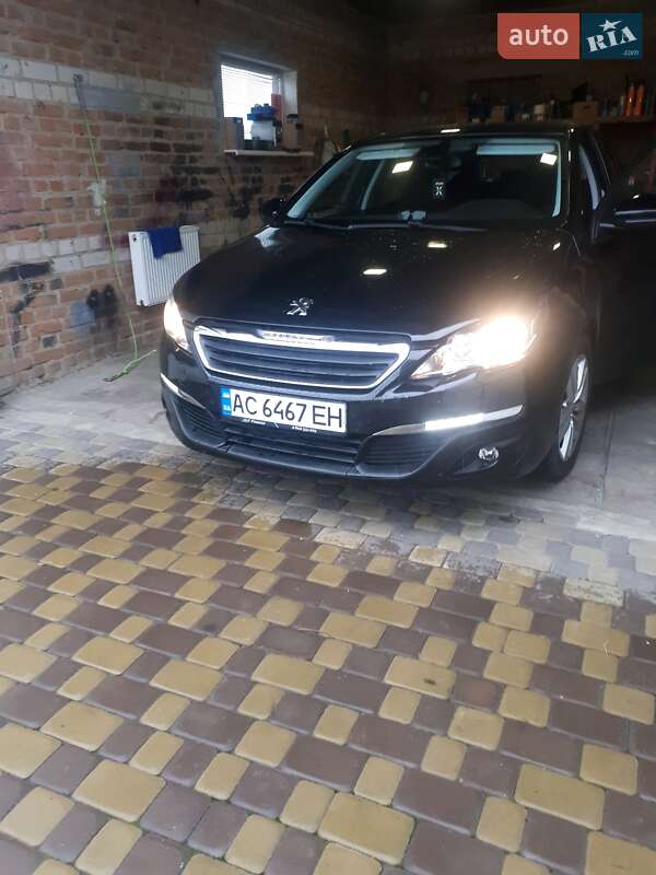 Универсал Peugeot 308 2015 в Луцке