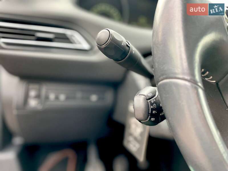 Универсал Peugeot 308 2015 в Киеве