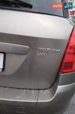 Универсал Peugeot 308 2012 в Бродах