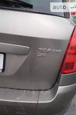 Универсал Peugeot 308 2012 в Бродах