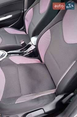 Универсал Peugeot 308 2012 в Бродах