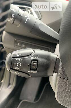 Універсал Peugeot 308 2015 в 