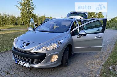 Универсал Peugeot 308 2010 в Львове