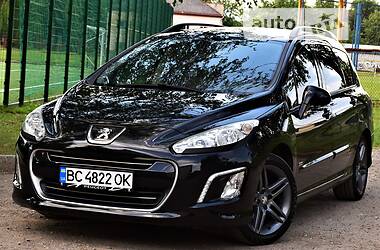 Универсал Peugeot 308 2013 в Дрогобыче