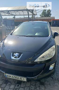 Хэтчбек Peugeot 308 2008 в Коростышеве