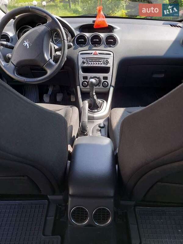 Універсал Peugeot 308 2008 в Косові