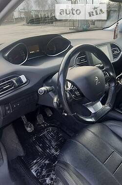 Універсал Peugeot 308 2015 в Любарі