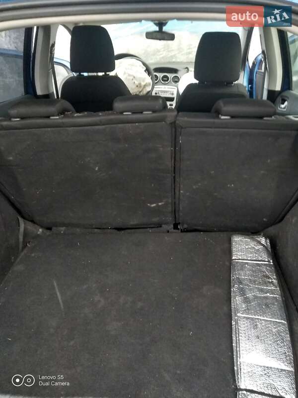 Хэтчбек Peugeot 308 2010 в Нежине