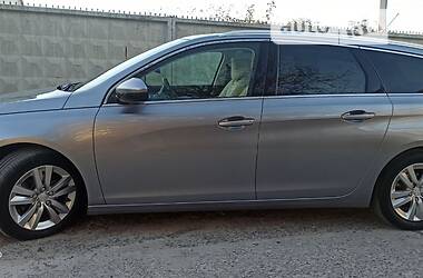 Универсал Peugeot 308 2015 в Львове