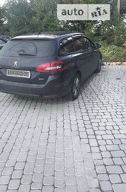 Peugeot 308 2015