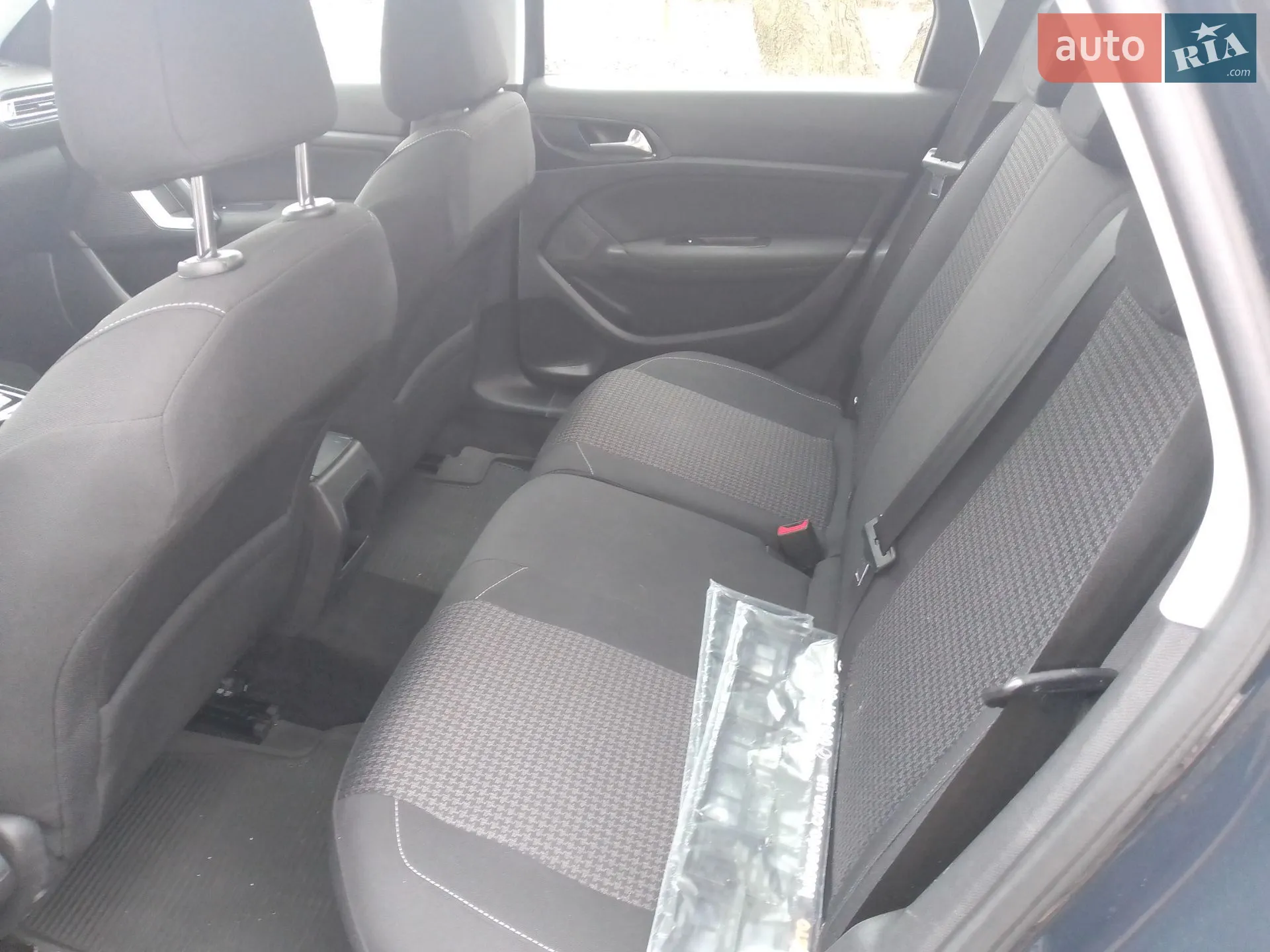 2017 Peugeot 308 - мініатюра 11