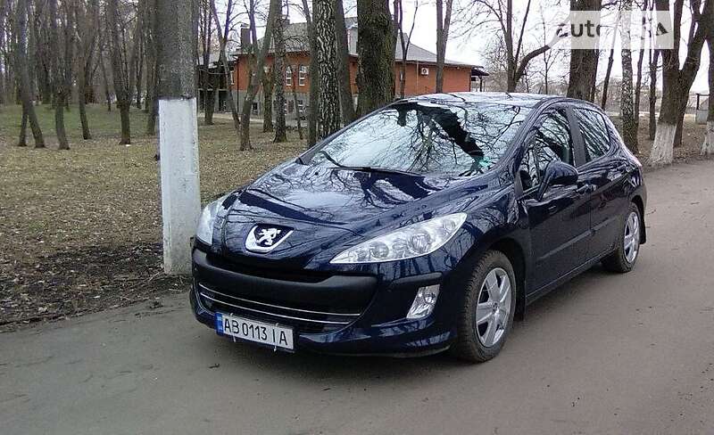 Peugeot 308 1 поколение универсал 1.6 MT (2008–2010)