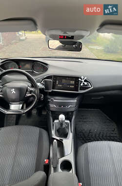 Универсал Peugeot 308 2016 в 