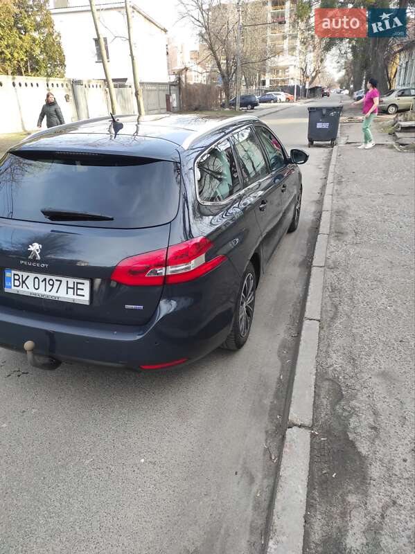 Універсал Peugeot 308 2015 в Києві