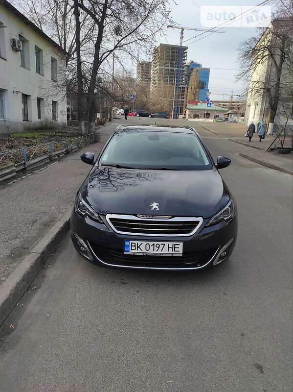 Універсал Peugeot 308 2015 в Києві