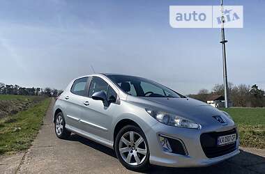 Peugeot 308 2011