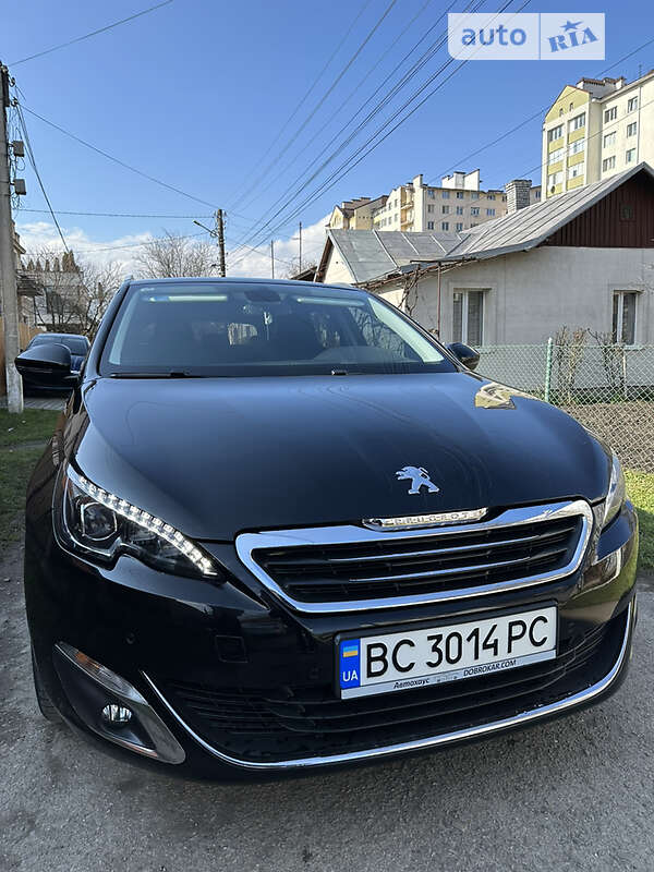Універсал Peugeot 308 2016 в Івано-Франківську