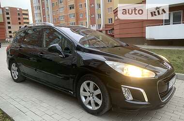 Универсал Peugeot 308 2011 в Тернополе