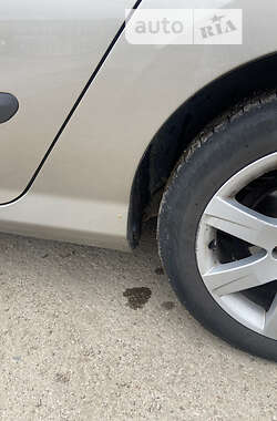 Універсал Peugeot 308 2011 в 