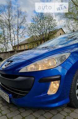 Хэтчбек Peugeot 308 2010 в Надворной