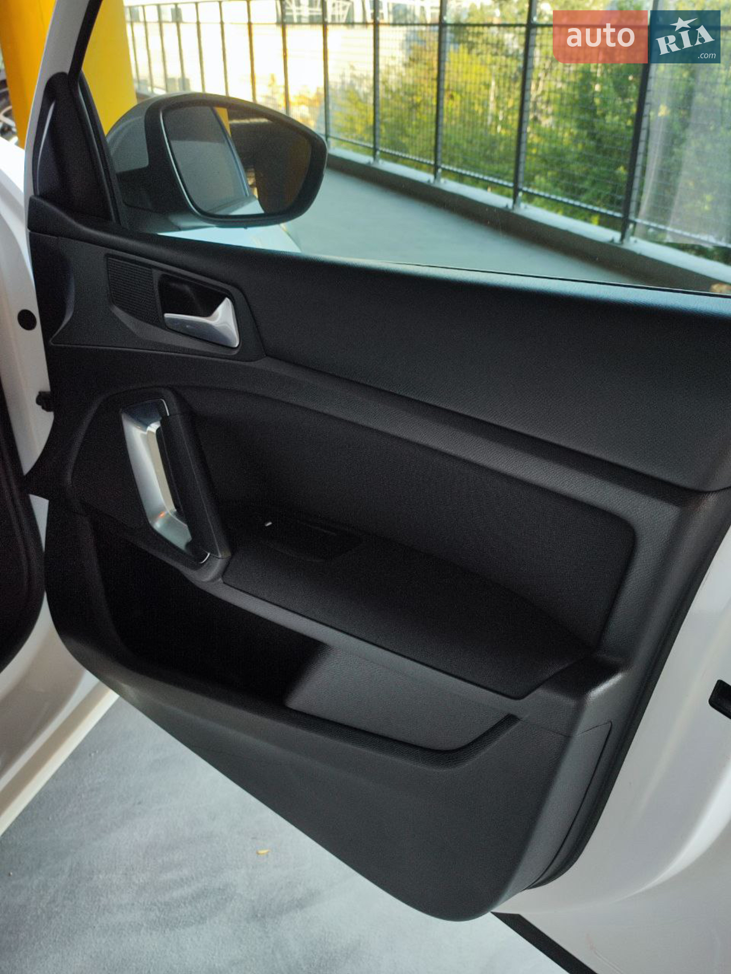 2015 Peugeot 308 - мініатюра 15
