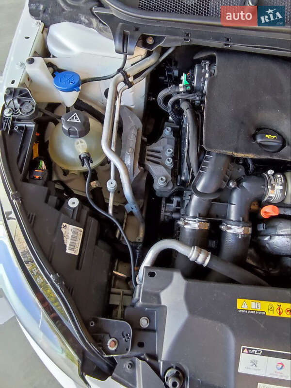 Універсал Peugeot 308 2015 в Києві