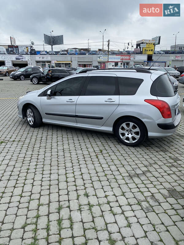 Універсал Peugeot 308 2012 в Хотині