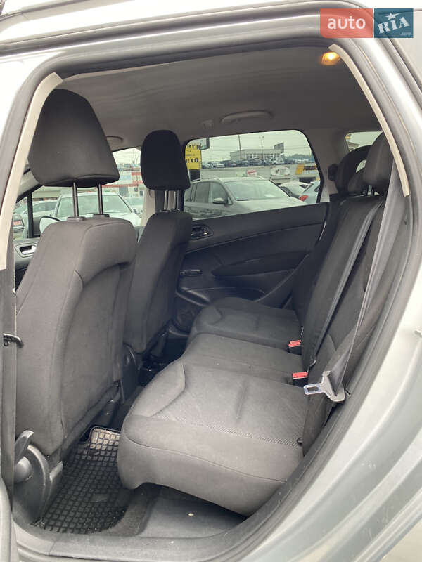 Універсал Peugeot 308 2012 в Хотині