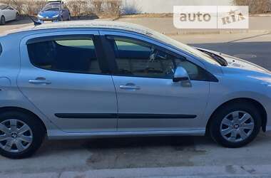 Peugeot 308 2010