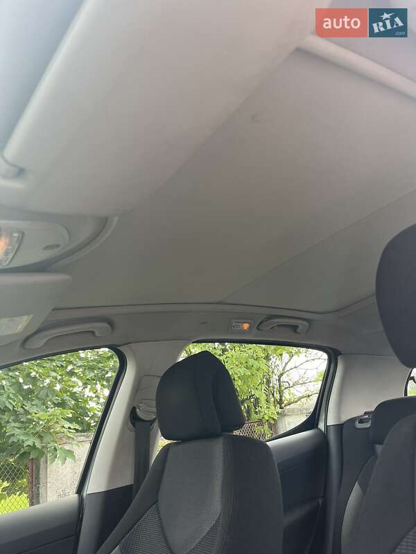 Хэтчбек Peugeot 308 2009 в Ужгороде