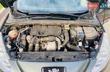 Универсал Peugeot 308 2011 в Киеве