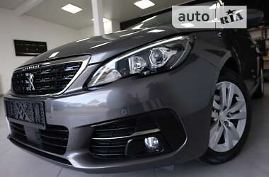 Хетчбек Peugeot 308 2020 в 