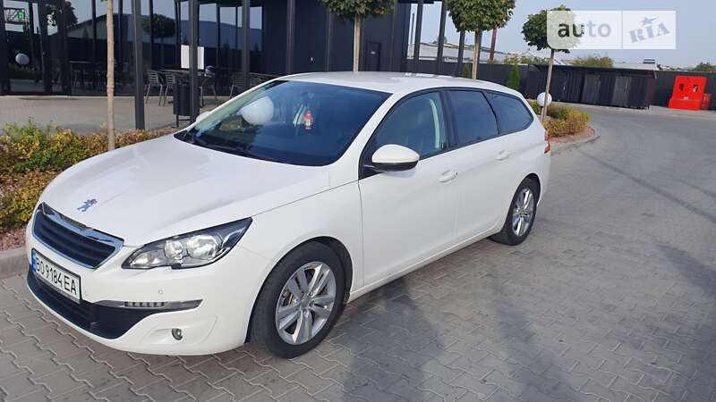 Peugeot 308 2016