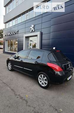 Хэтчбек Peugeot 308 2012 в Харькове