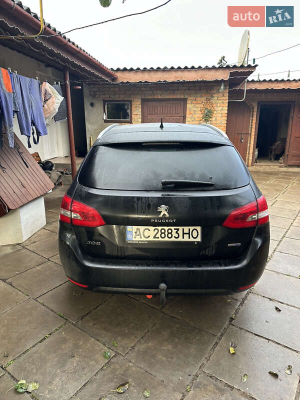 Універсал Peugeot 308 2015 в Луцьку