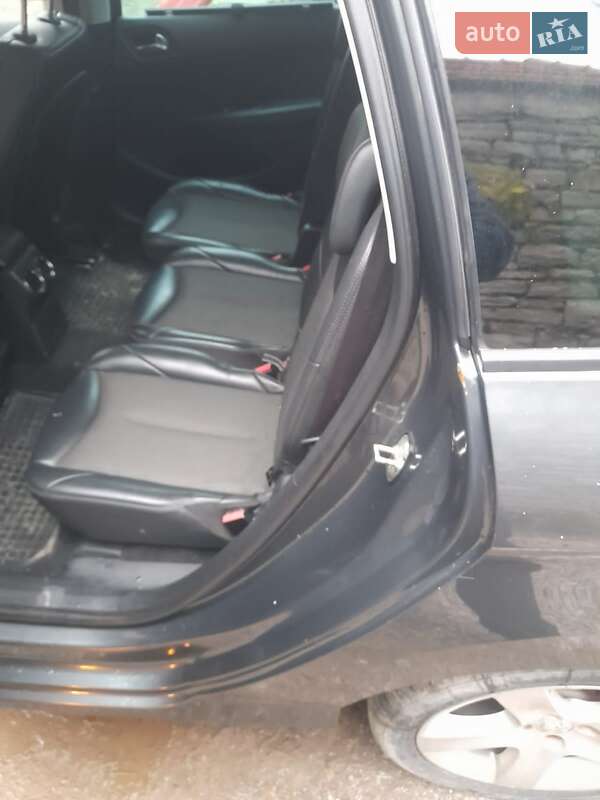 Универсал Peugeot 308 2008 в Борщеве