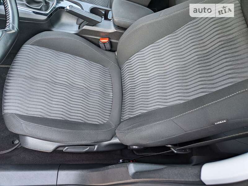 Універсал Peugeot 308 2014 в Рівному