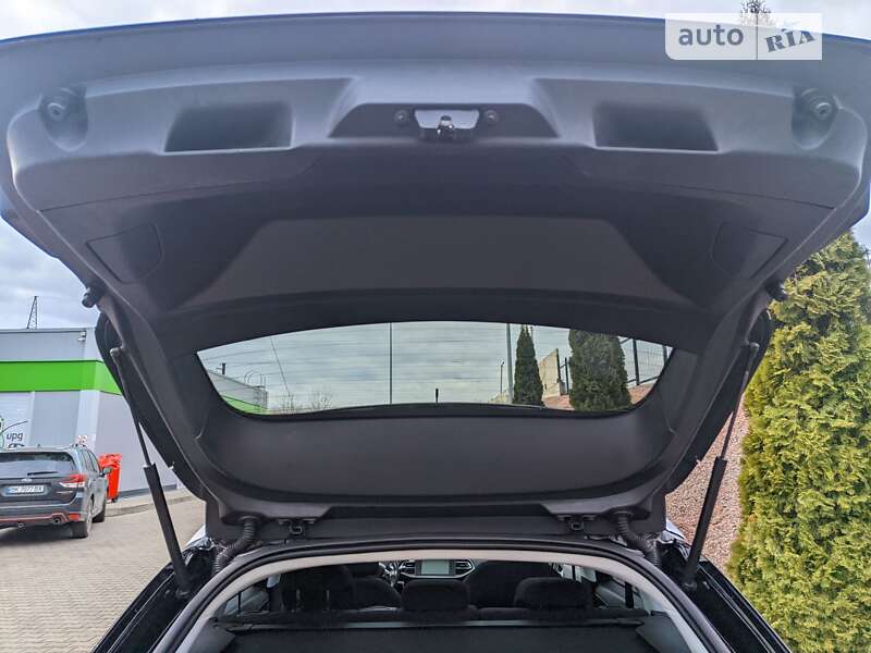 Універсал Peugeot 308 2014 в Рівному