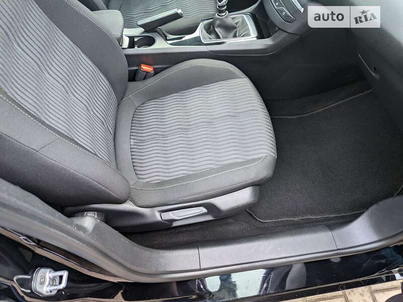 Універсал Peugeot 308 2014 в Рівному