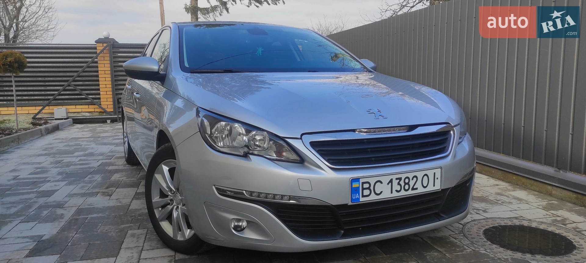 2016 Peugeot 308 - фото 1