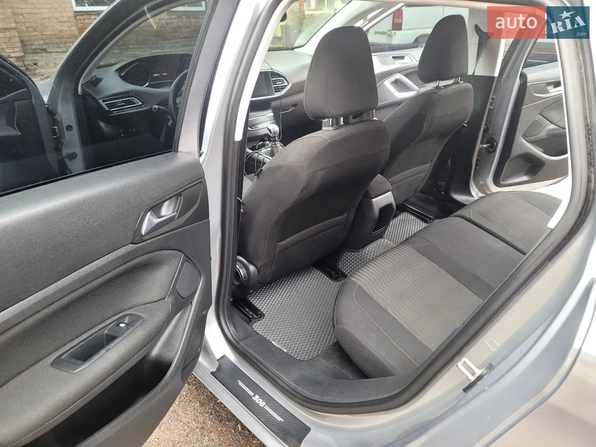 2015 Peugeot 308 - мініатюра 9