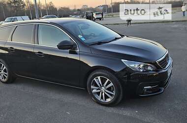 Универсал Peugeot 308 2018 в Львове