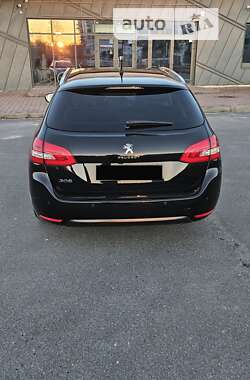 Универсал Peugeot 308 2018 в Львове